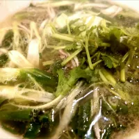 【食べログ アジア・エスニック TOKYO 百名店 2022~24 選出店】 
フォー ティン トーキョー
 Pho Thin Tokyo 
牛肉のフォー (1,000円) 
＋ヌクマム (卓上、無料) 
＋ライム (別皿、無料)
  @池袋5分
25165
〈醤85塩25噌󠄀15タ6昆8出8F10
冷