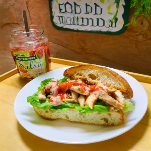 「サルサ」を使ってみたSnapdishの料理・レシピ写真:カゴメ サルサソース de ヘルシーケバブ風サンド🐓🍅