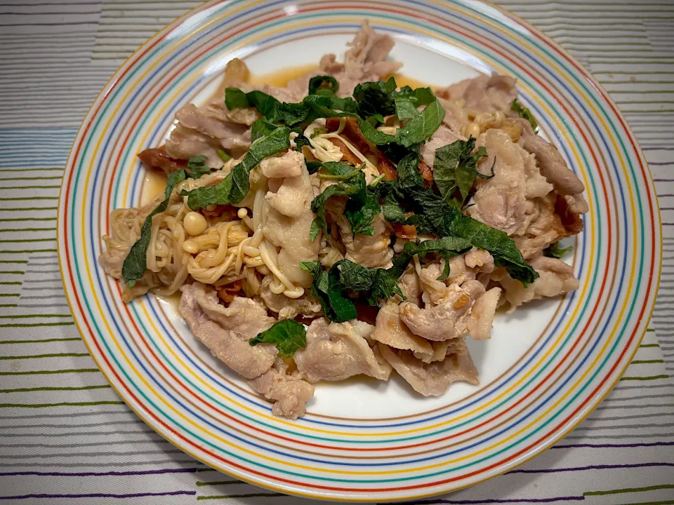 豚バラの梅しそ炒め|こぐまさん