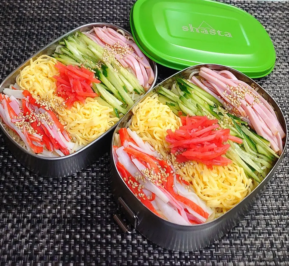 母とムスコのラブラブおソロ♪冷やし中華はじめました弁当|からあげビールさん