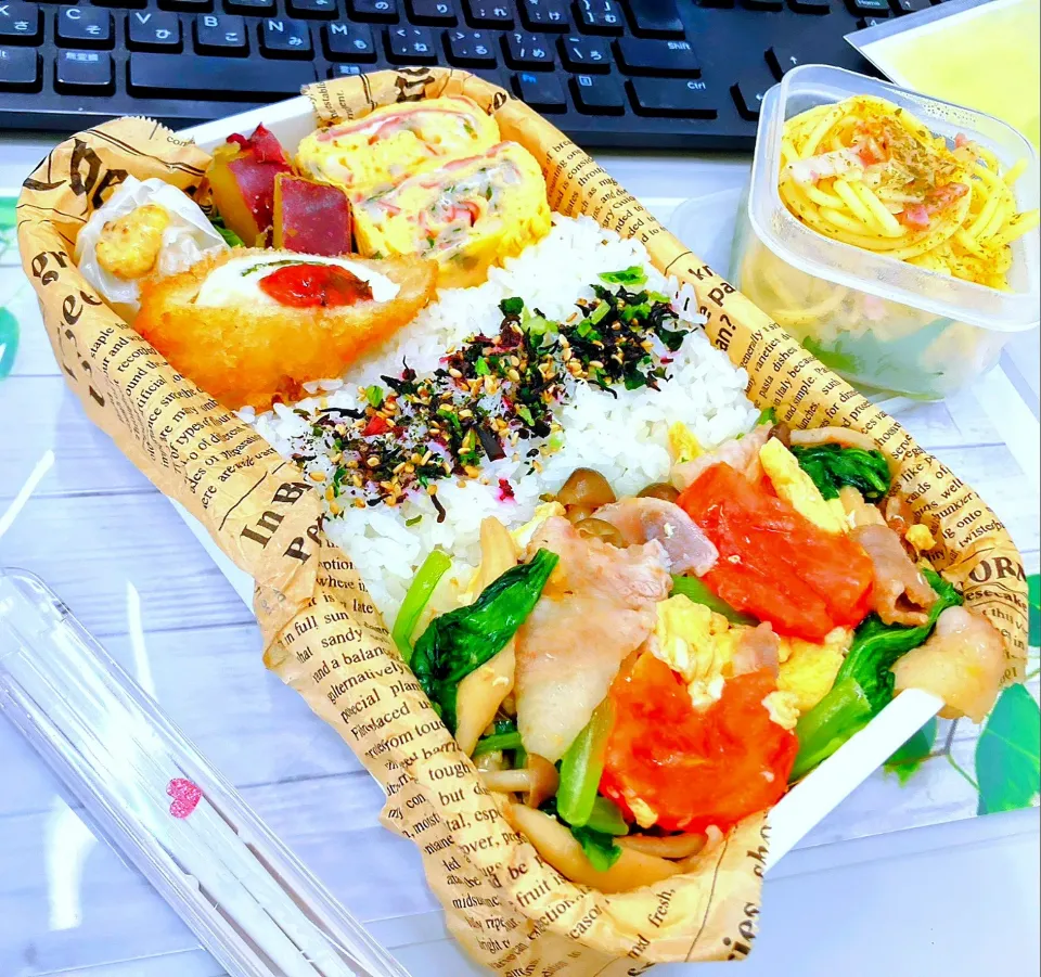 🐷  豚肉と小松菜・卵のオイスター炒め🍱  🐣|TakeBooさん