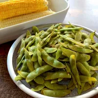 🫛枝豆ととうもろこし🌽|ユッキーさん