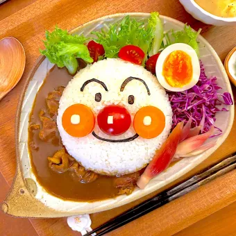 Snapdishの人気料理写真:アンパンマンごはんのカレーライス
