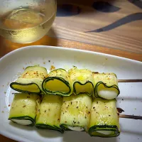 モッツァレラチーズのズッキーニ巻き| えみりんさん