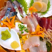 居酒屋のお刺身盛り合わせ|はるみさん