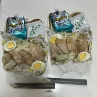 部活弁当☆冷やしうどん弁当。ゆで卵・煮豚・磯辺揚げ|Saharaさん