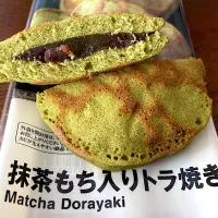 抹茶もち入りとら焼き|はっちぃさん