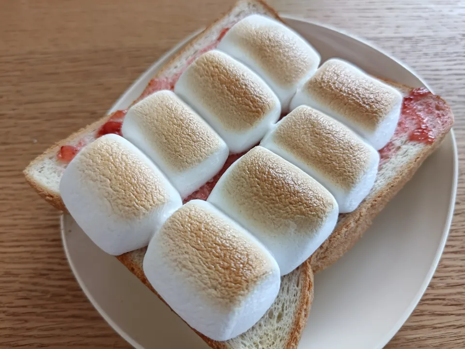 マシュマロトースト|ひつじ先輩さん