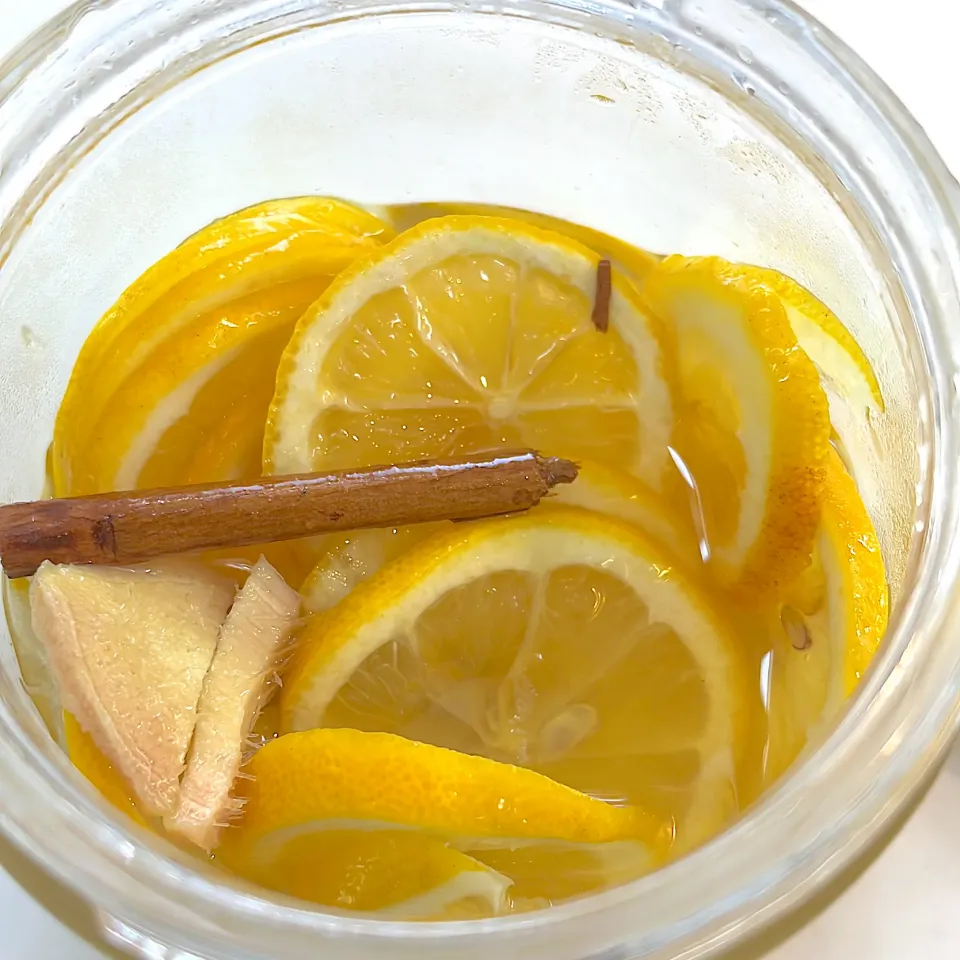 国産レモンのアガベシロップ漬け(シナモン、生姜)|pranzoさん