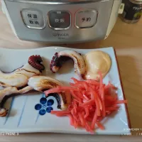 2025/06/21生える夏至で蛸を食する習わしが主に（蛸足の様に稲作等に根付く様に）で蛸足ガスバーナー焼き|Tarou  Masayukiさん
