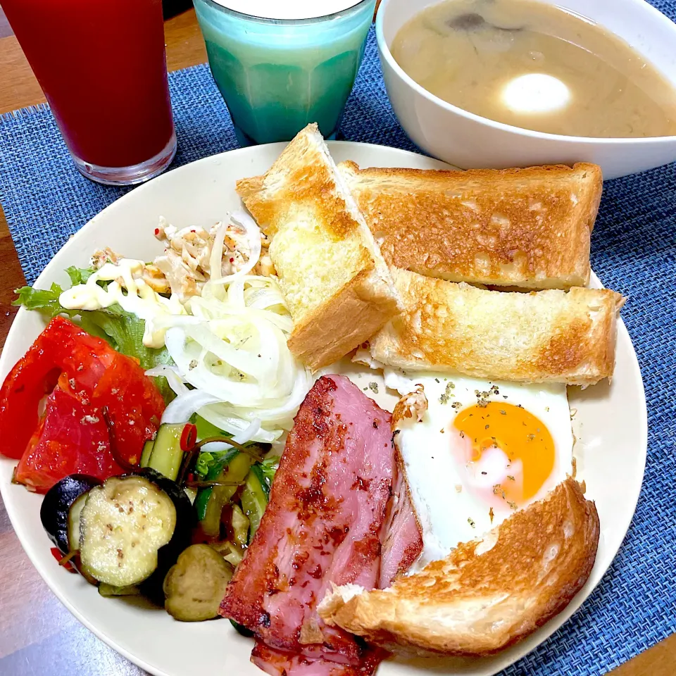 野菜メインの朝ごパン|kazzz3さん