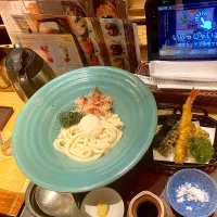 家内（はやと）は天おろしのおうどんをいただきました。😋|なびさん