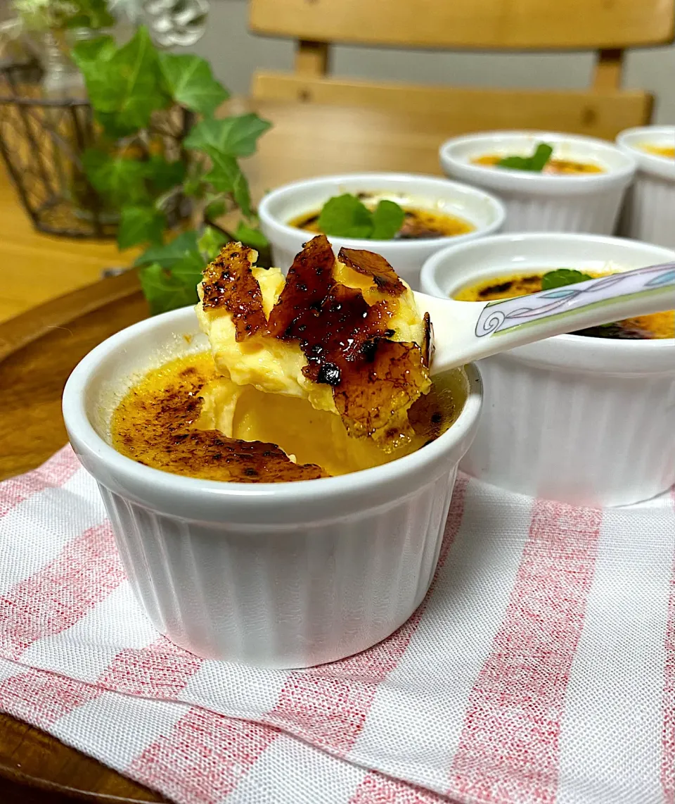 うさかめさんの料理 クレムブリュレ♪|sakurakoさん