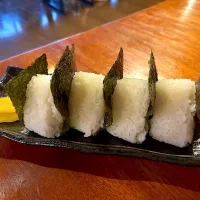 田舎の居酒屋🏮で焼肉😋・④最後におにぎり🍙✨（一番美味しかったかも🥰笑）