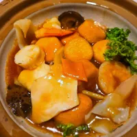 Beancurd and assorted seafood in claypot|rufvalさん