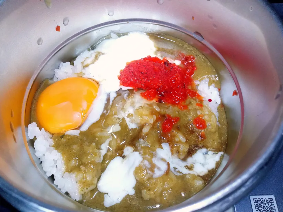 生タマゴ乗せ野菜粉砕甘口カレーライス|darkbaronさん