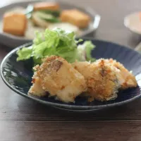 天然ぶりでピリ辛にんにくみそ味のぶりカツ|ちいさなしあわせキッチンさん