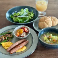 昨日のお昼ごはん| ぺんぎんさん