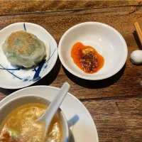 ニラ饅頭とたべるラー油| ぽんぽこまめだ。さん