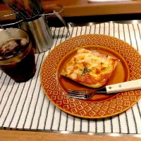 珈琲とフォカッチャ