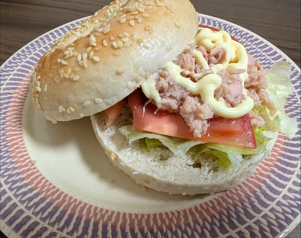 コストコのベーグルでサンドウィッチ🥪|はちみつポルコさん