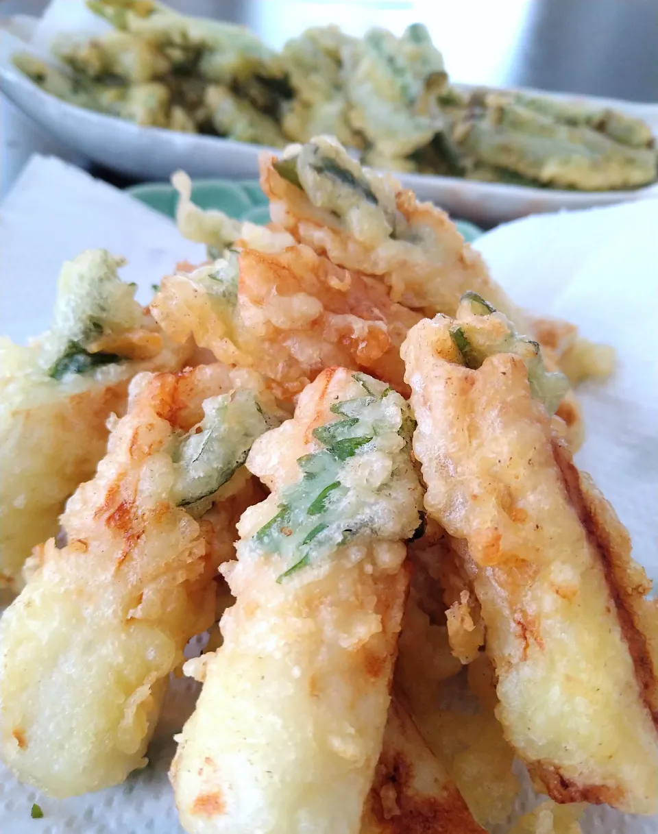 かわうそcookingさんの料理 ちくわのしそ揚げ|とだともさん