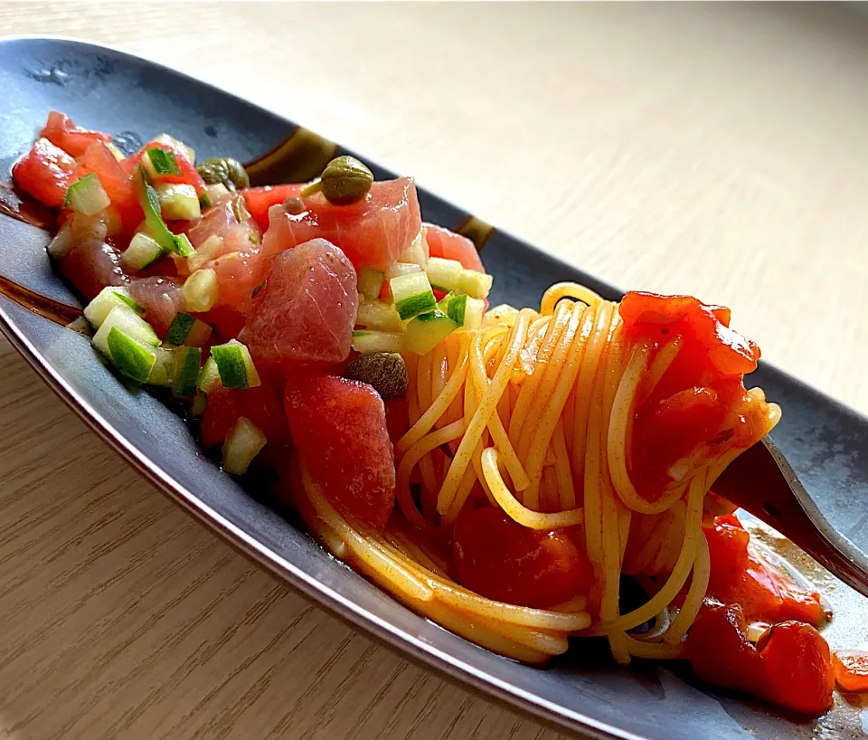 マグロと夏野菜のアンチョビタルタル添え冷製パスタ|shikaさん
