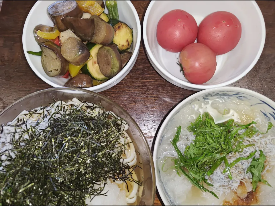 しらすと大根おろしの冷うどん|アクちゃんさん