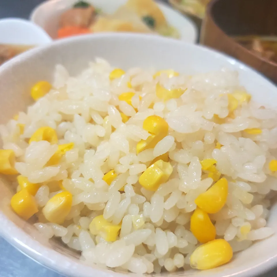 とうもろこしご飯🌽|hidetoさん