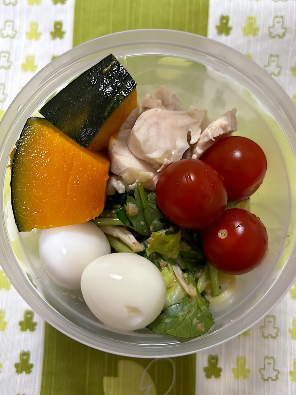 薬味中華麺　かぼちゃの煮付け　胸鶏肉　ミニトマト　うずらの卵|kaori_831さん