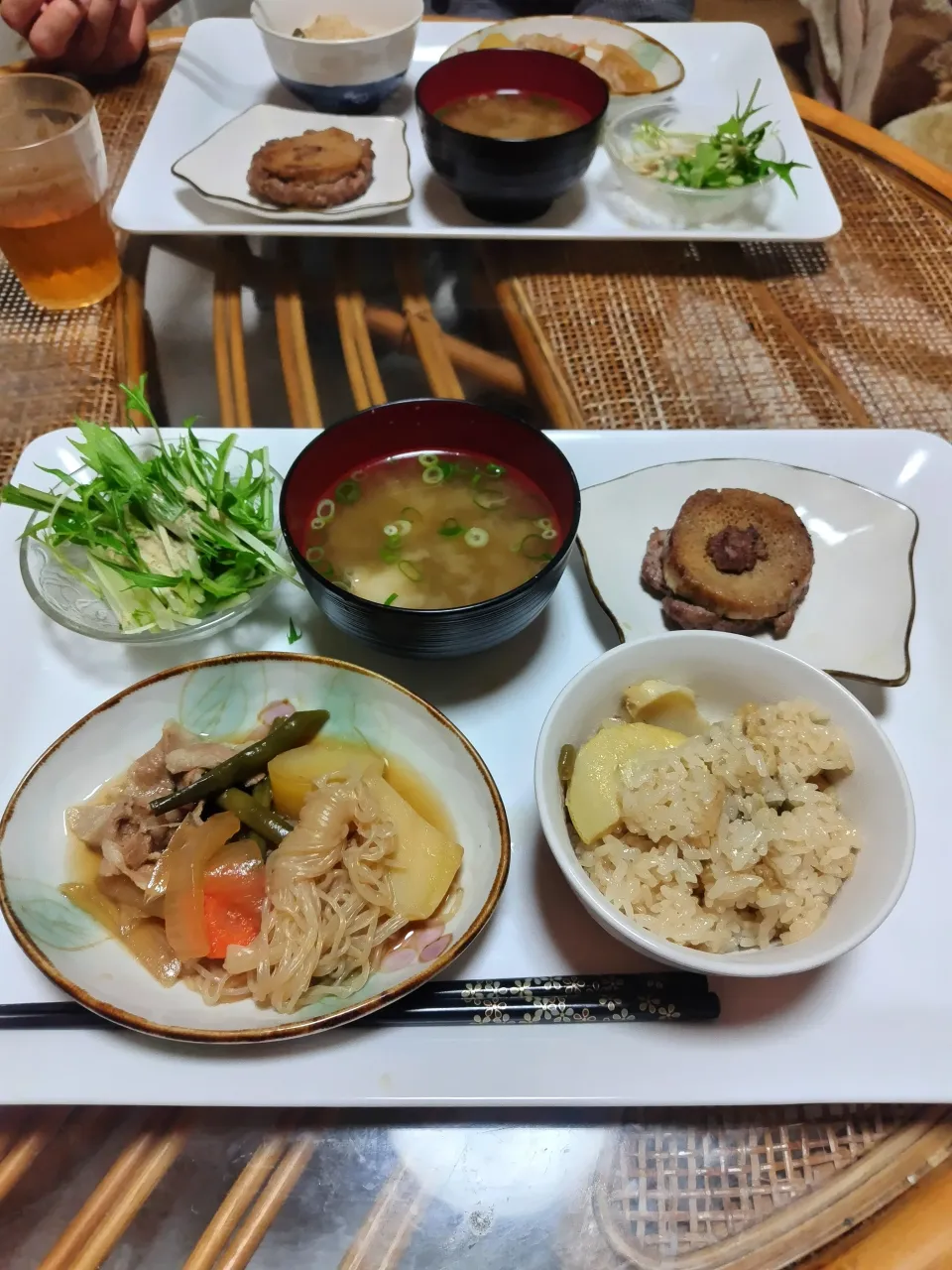パパ作、竹の子の炊き込みご飯と肉じゃがの定食です✨|rikako♪。.:＊さん