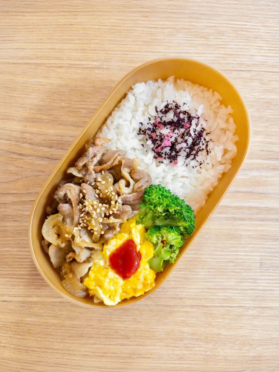 今日のお弁当🍱豚肉の味噌炒め🥢|nocceさん