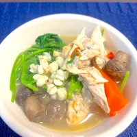 手羽元とはとむぎコトコト煮込んだスープ| ゆっちこさん