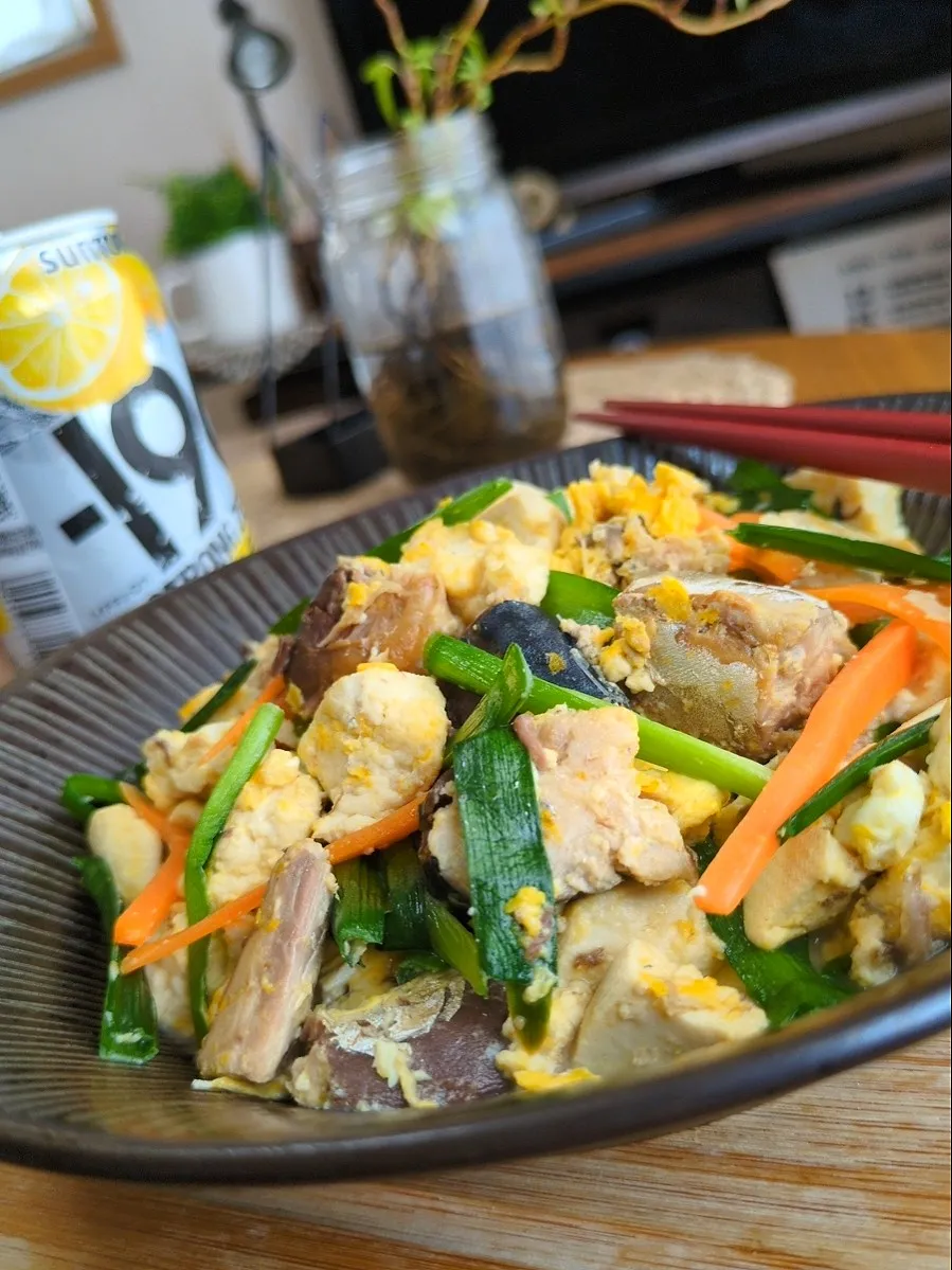 ｻﾊﾞ缶炒り豆腐|まりおさん