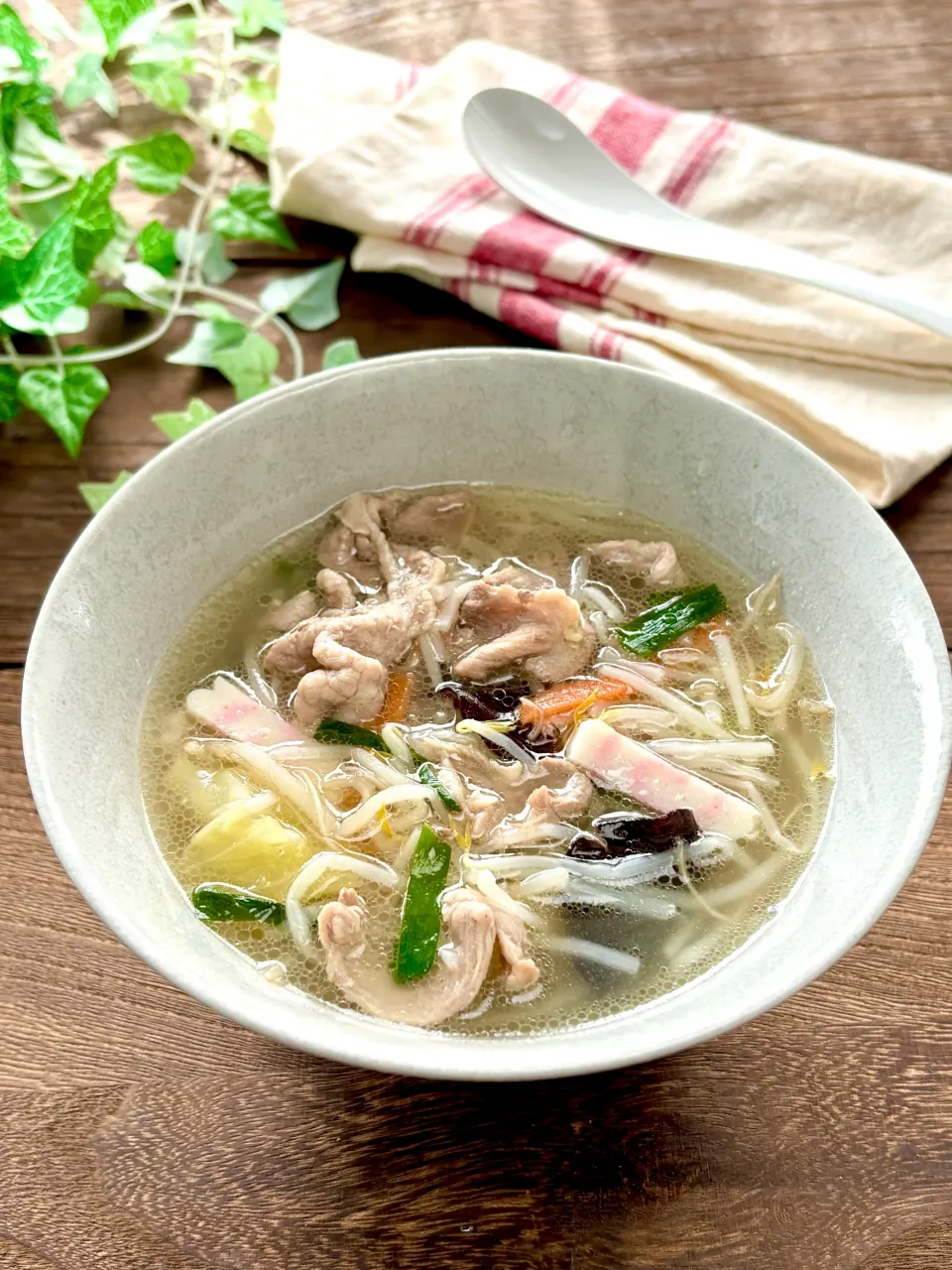 具だくさんタンメンのスープ|家飲み♥ちよ｜旧ぶりてりあさん