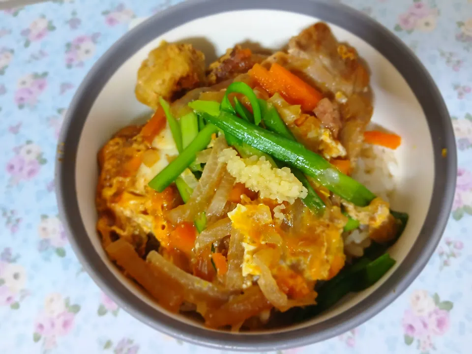 変わり種な他人丼( *´艸)|ぽんすけさん