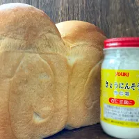 杏仁香る杏仁牛乳食パン|9421beruさん