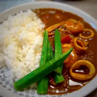 Seafood curry and rice|venerdiさん