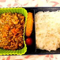 キーマカレーライス❤️旦那さんお弁当❤️|かおるcitronさん