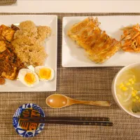 今日の夕食　麻婆豆腐丼、餃子の王将の生餃子、ごぼうサラダ、春雨スープ|pinknari🐰🌈さん