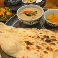 グリーンカレーとナンだよ！| しあるさん