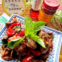 パッガオパイタップ🇱🇦鶏レバーと砂肝のガパオ炒め🌿|🌺🌺Foodie🌺🌺さん