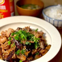 とろとろなすと豚バラの甘辛炒め|もぬっ！さん