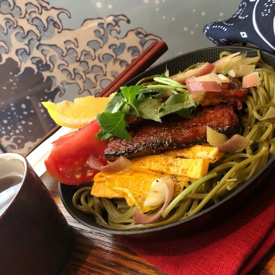 アズフラ家の鰻の瓦そば|アズフラさん