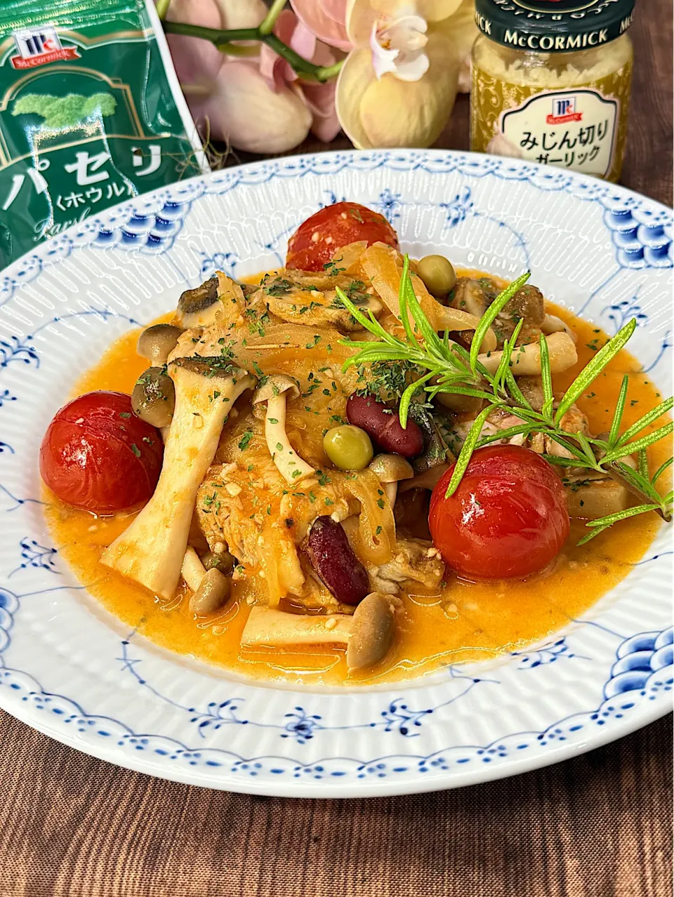 キノコたっぷりチキンカチャトーラ  🇮🇹|鬼百合さん