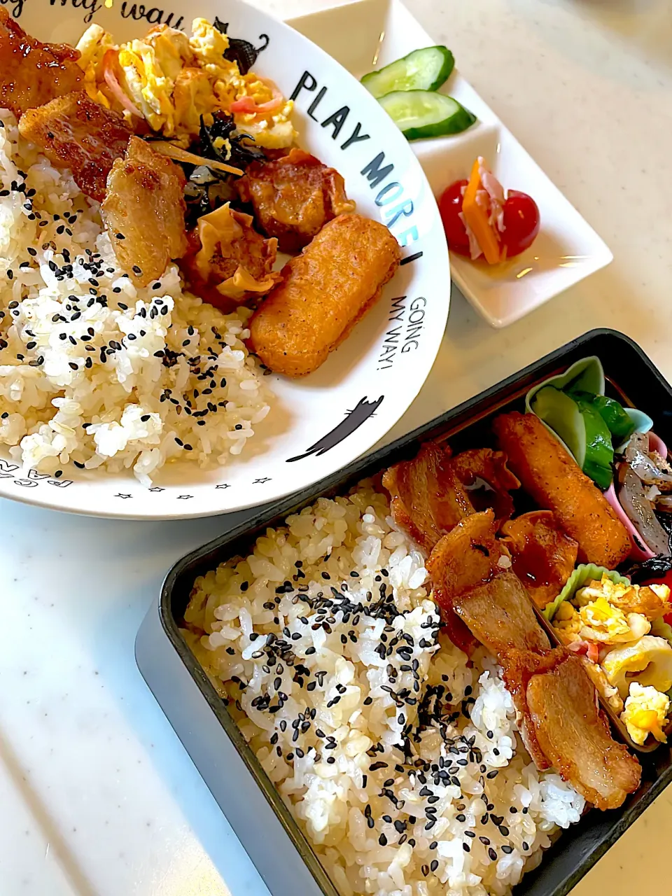 おっさん弁当&ワンプレート　ジャーマンポテト　揚げしゅうまい　卵炒め　ひじき　トマト　キュウリの辛子漬け　焼き肉|ひげおやじさん