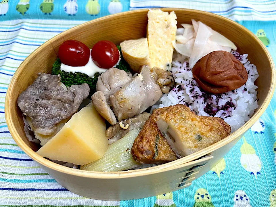 焼鳥、肉じゃが、玉子焼🍱|なお🅿️さん