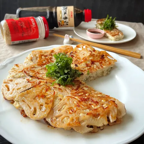 「鎮江香酢」を使ってみたSnapdishの料理・レシピ写真:レンコン餃子