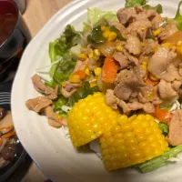 焼肉サラダ……？|mikanさん