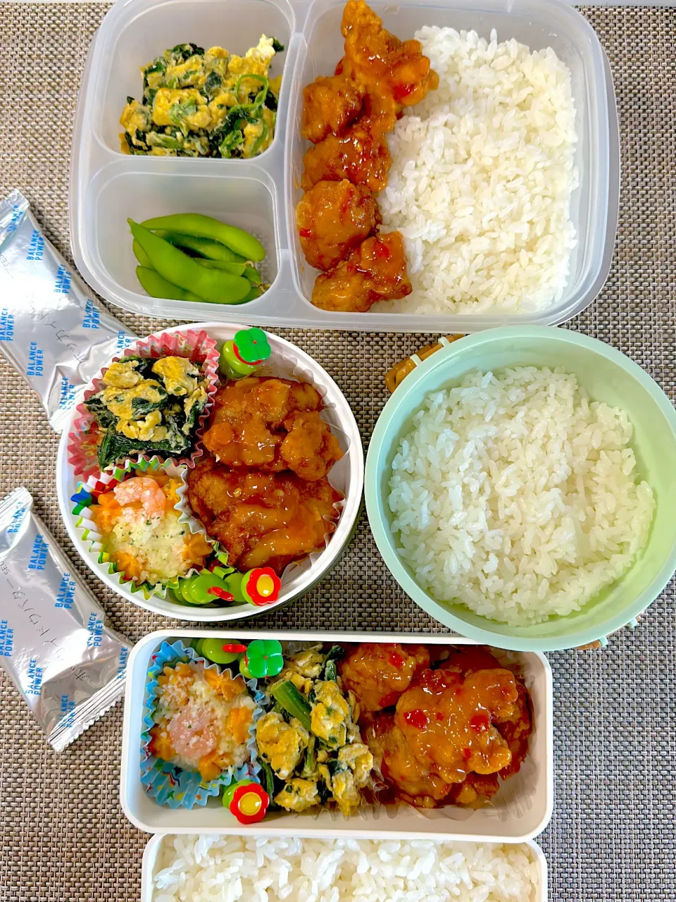 チリソース唐揚げ弁当。旦那さん、娘弁当。|ゆーこ。さん